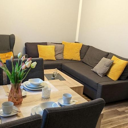 Ferienwohnung Ostfriesland Fuer Familie Und Haustier Uplengen Exterior foto