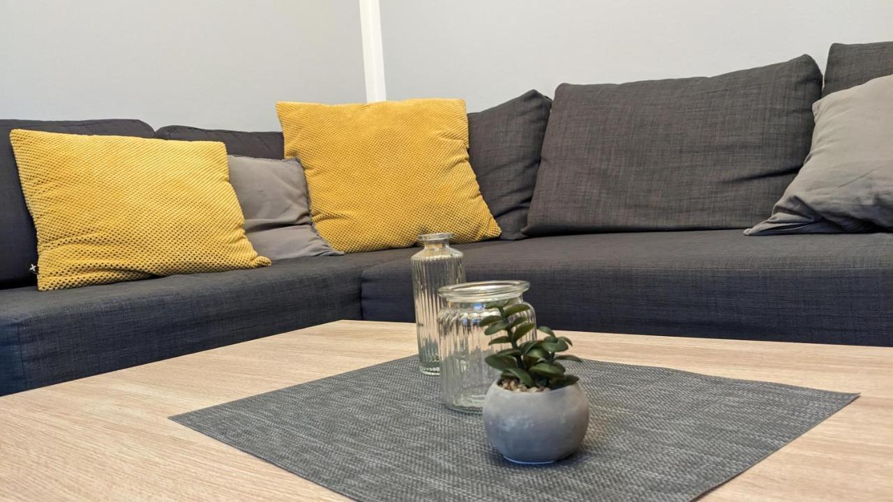 Ferienwohnung Ostfriesland Fuer Familie Und Haustier Uplengen Exterior foto